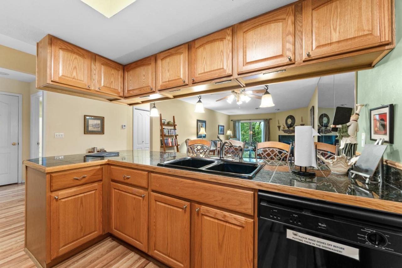 Bluffs Oasis Condo Branson Bagian luar foto