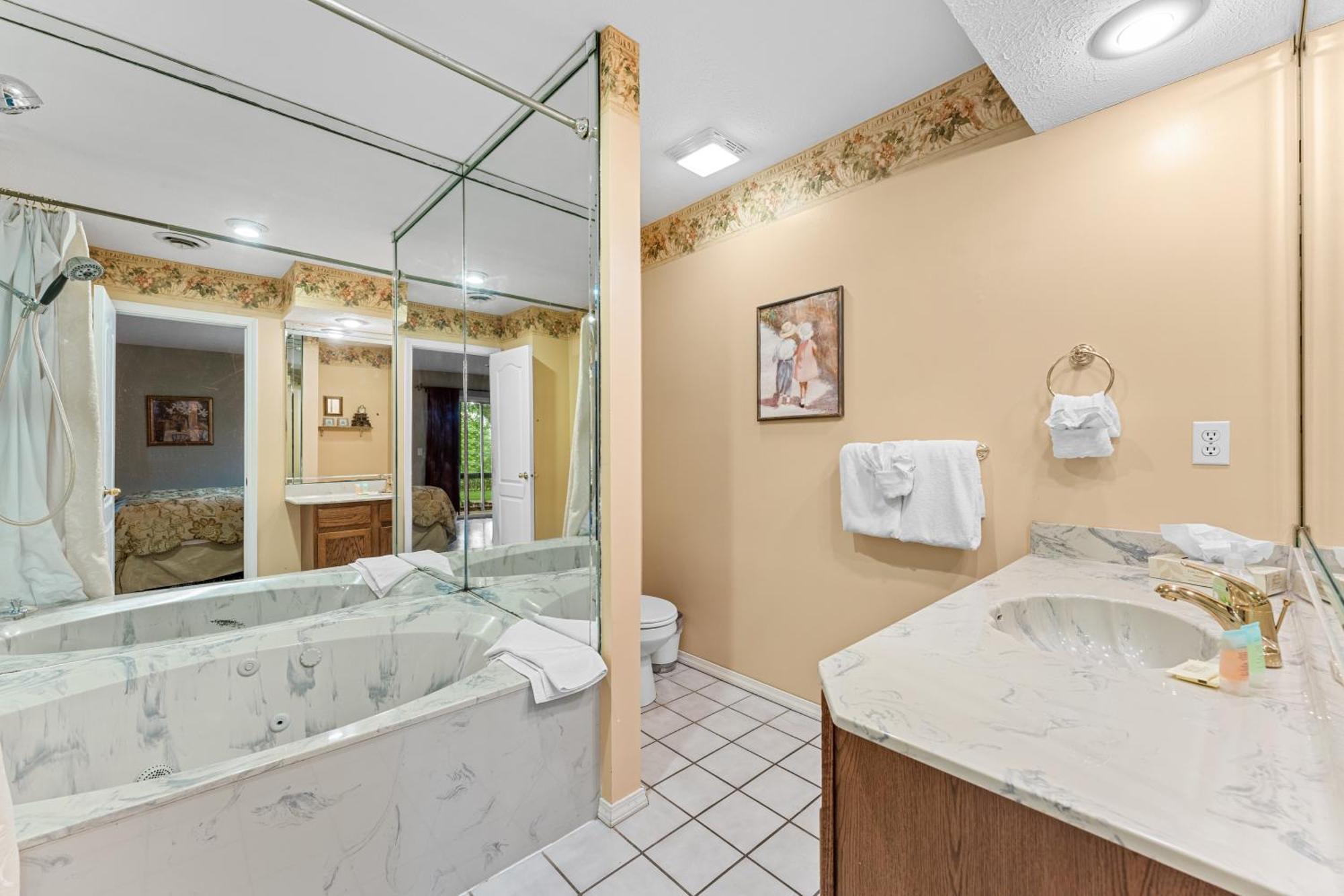 Bluffs Oasis Condo Branson Bagian luar foto