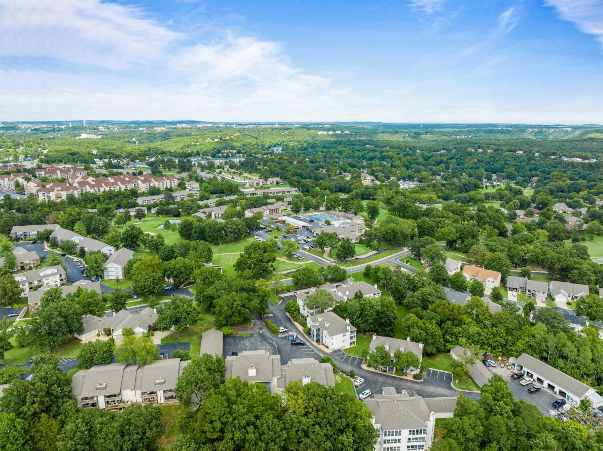 Bluffs Oasis Condo Branson Bagian luar foto