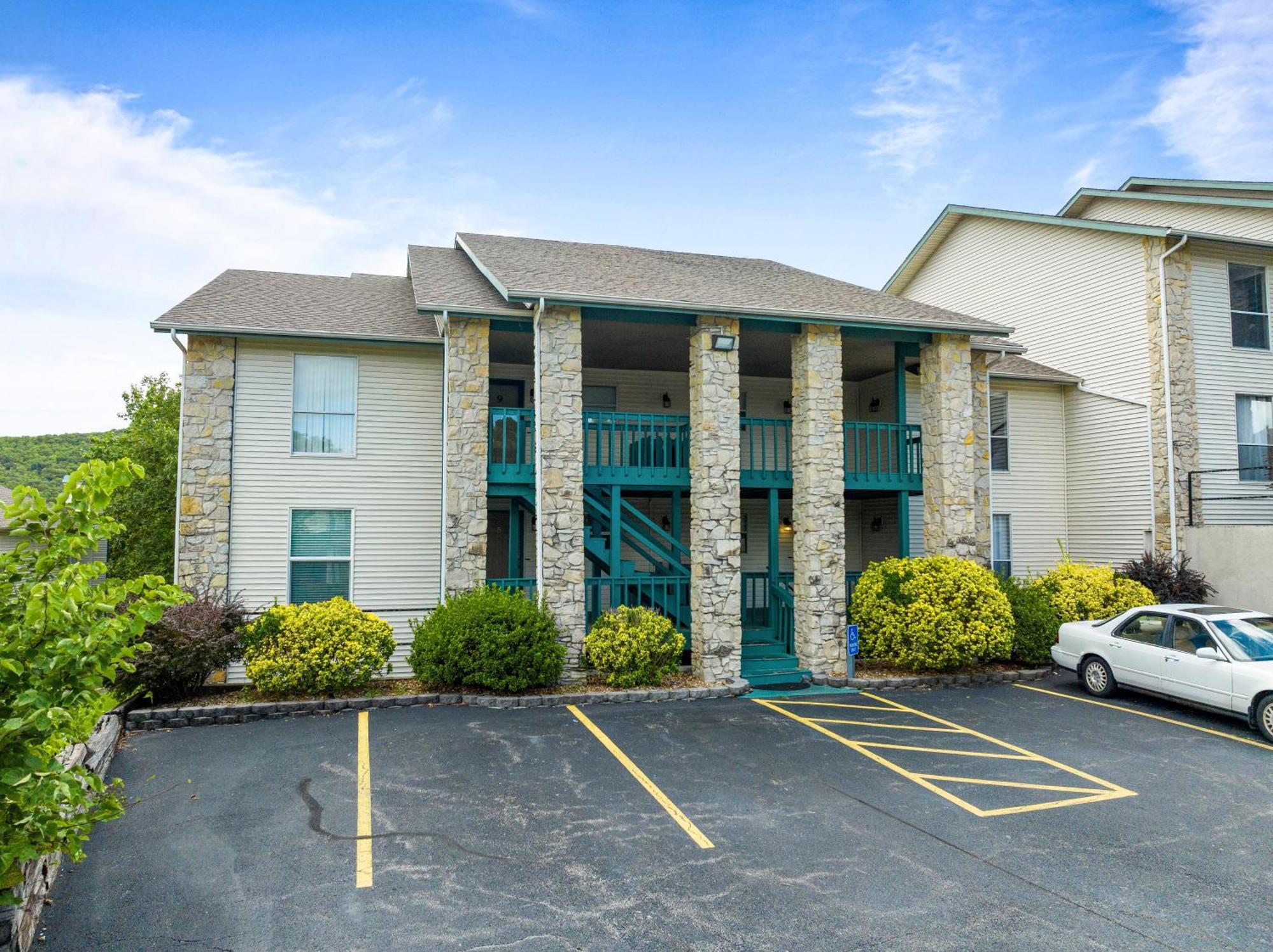 Bluffs Oasis Condo Branson Bagian luar foto