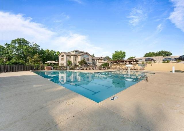 Bluffs Oasis Condo Branson Bagian luar foto